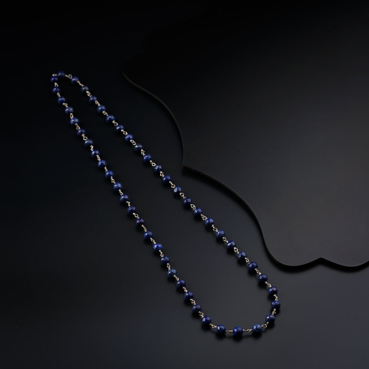 Silver long chain with lapis lazuli