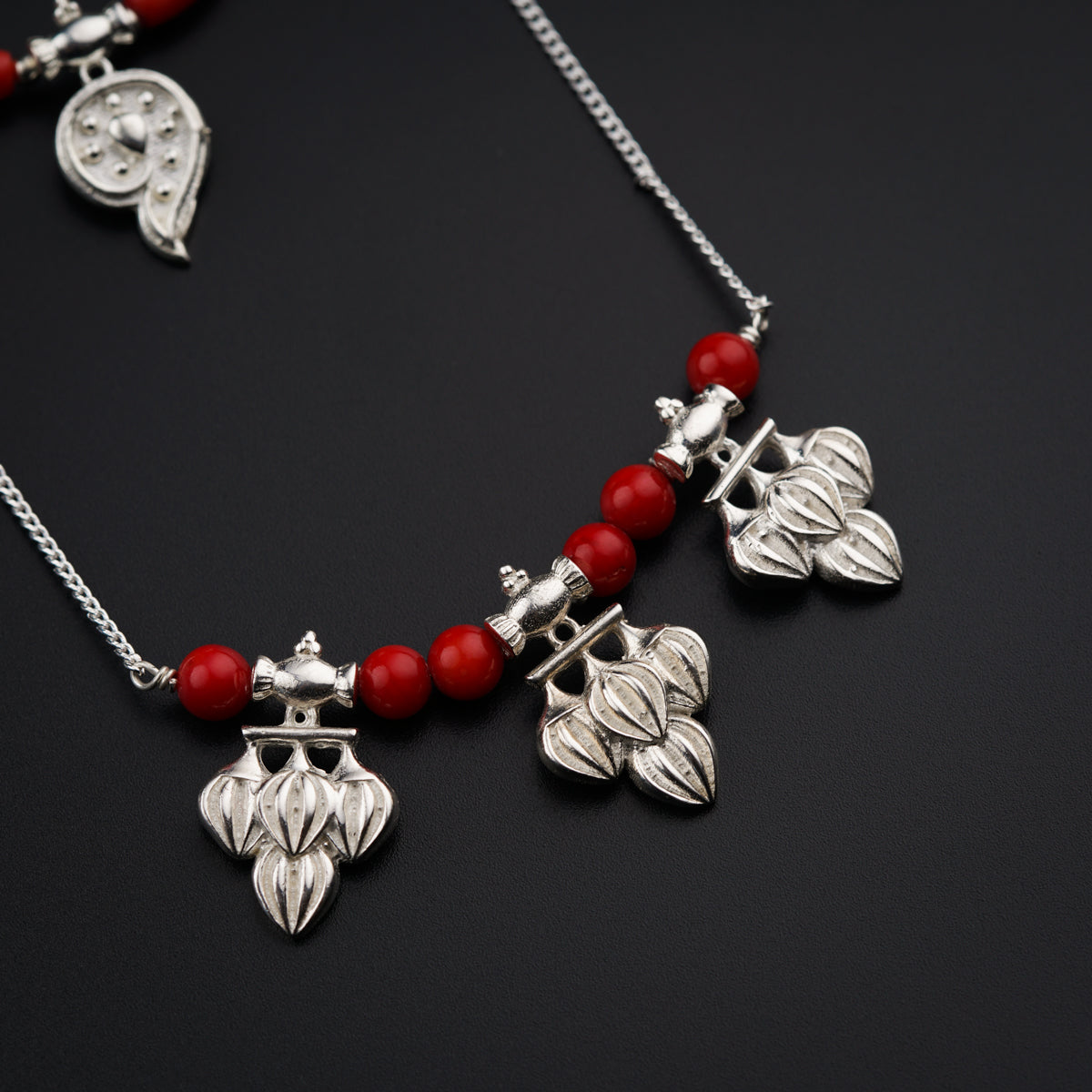 Classic Fusion Coral and Saaj Motif Necklace