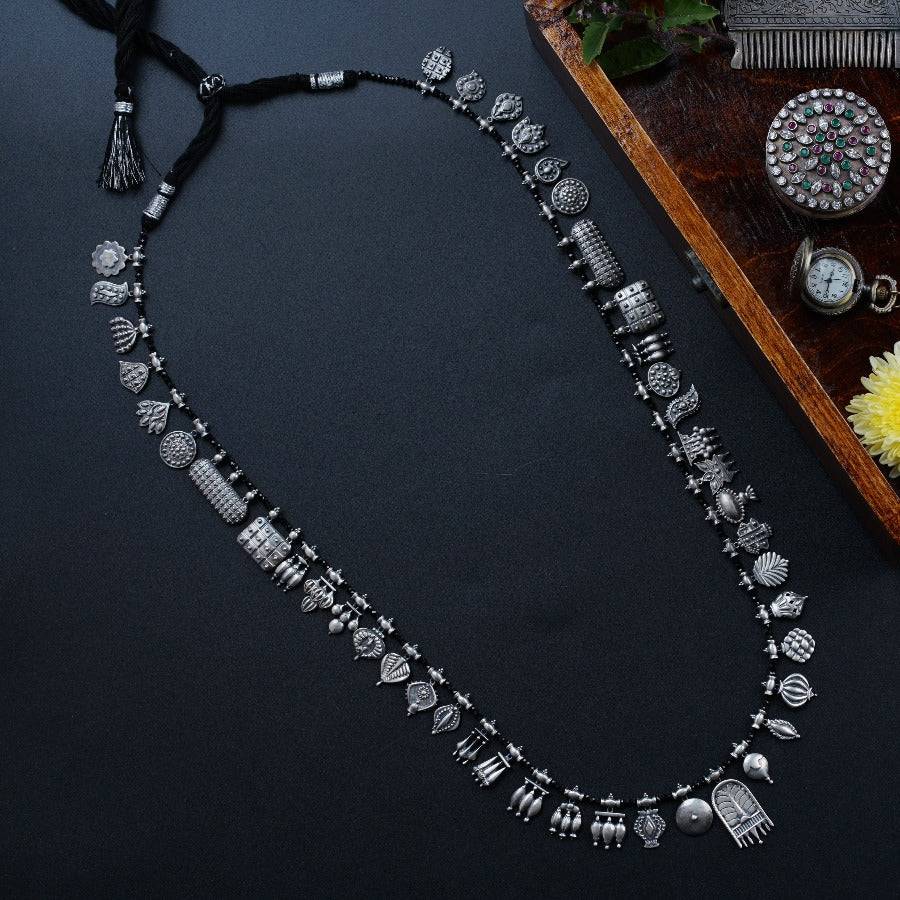 Aadyaa Silver Necklace Saaj Black Spinel Oxidized Silver