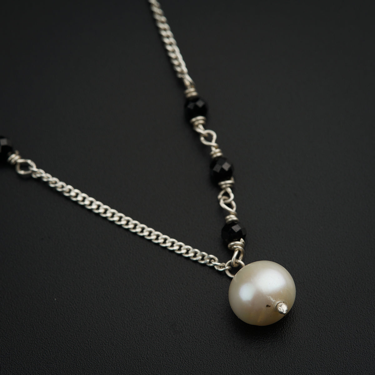 Silver Chain Mangalsutra With Pearl and Black Spinel