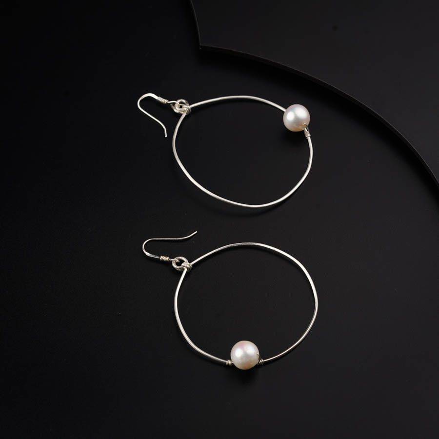Discover 109+ round earrings silver best
