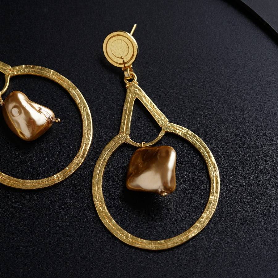 Divine Earring (Gold Plated)