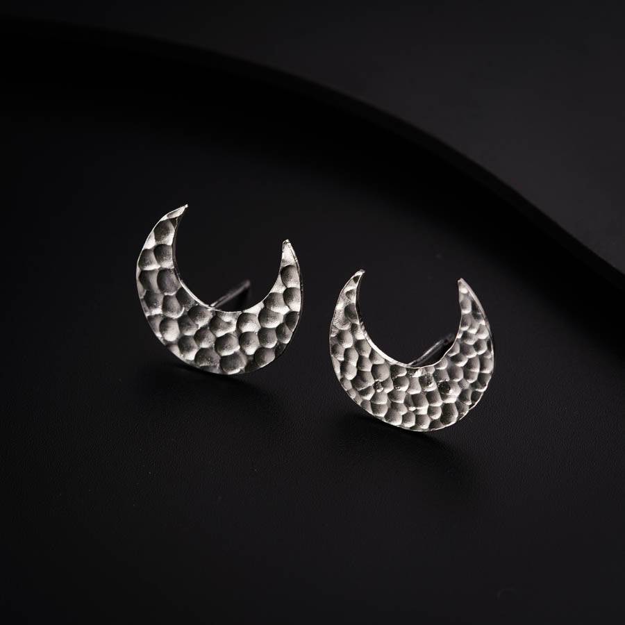 Silver Hammered Chandrakor Earrings : Regular Size
