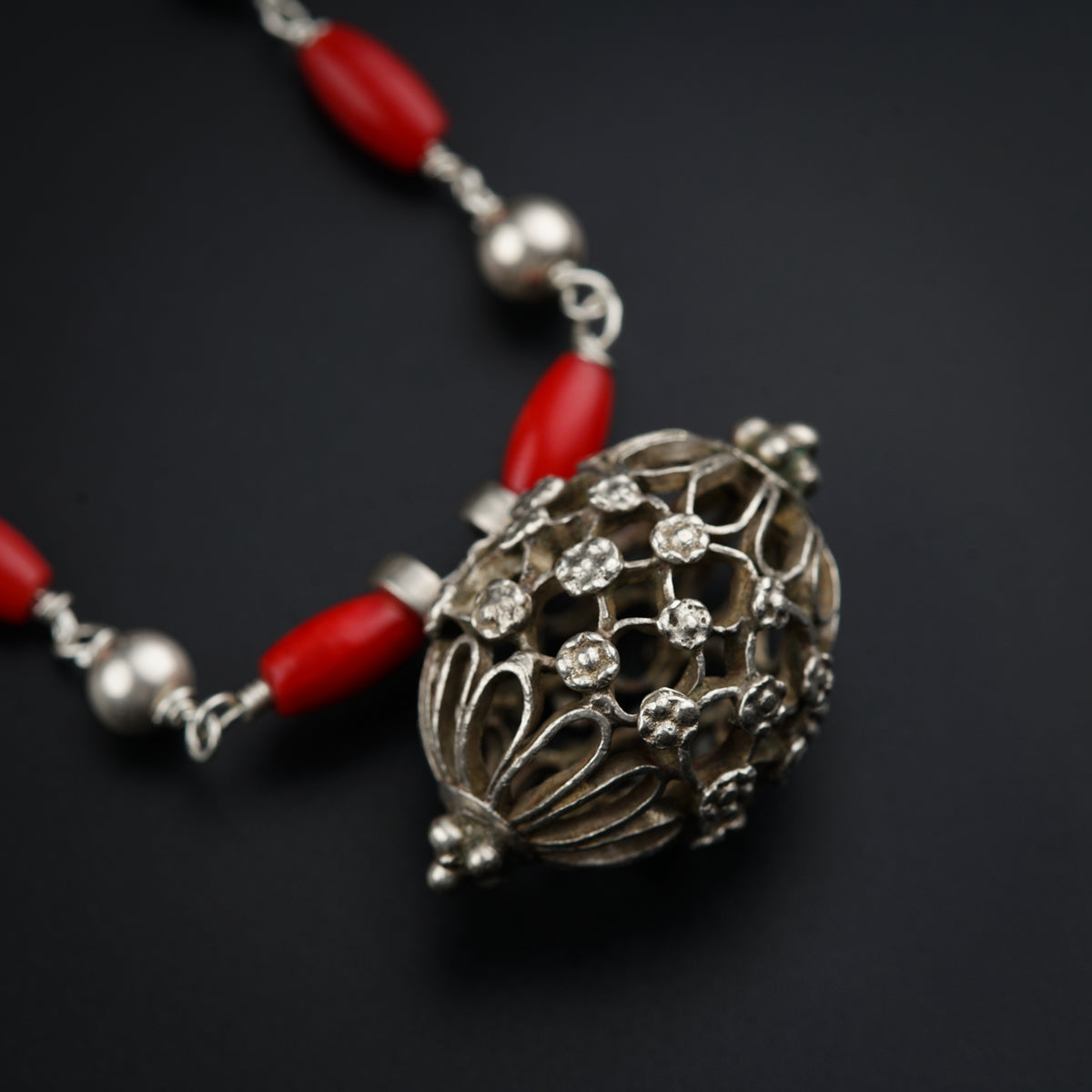 Silver Antique Pendant Necklace