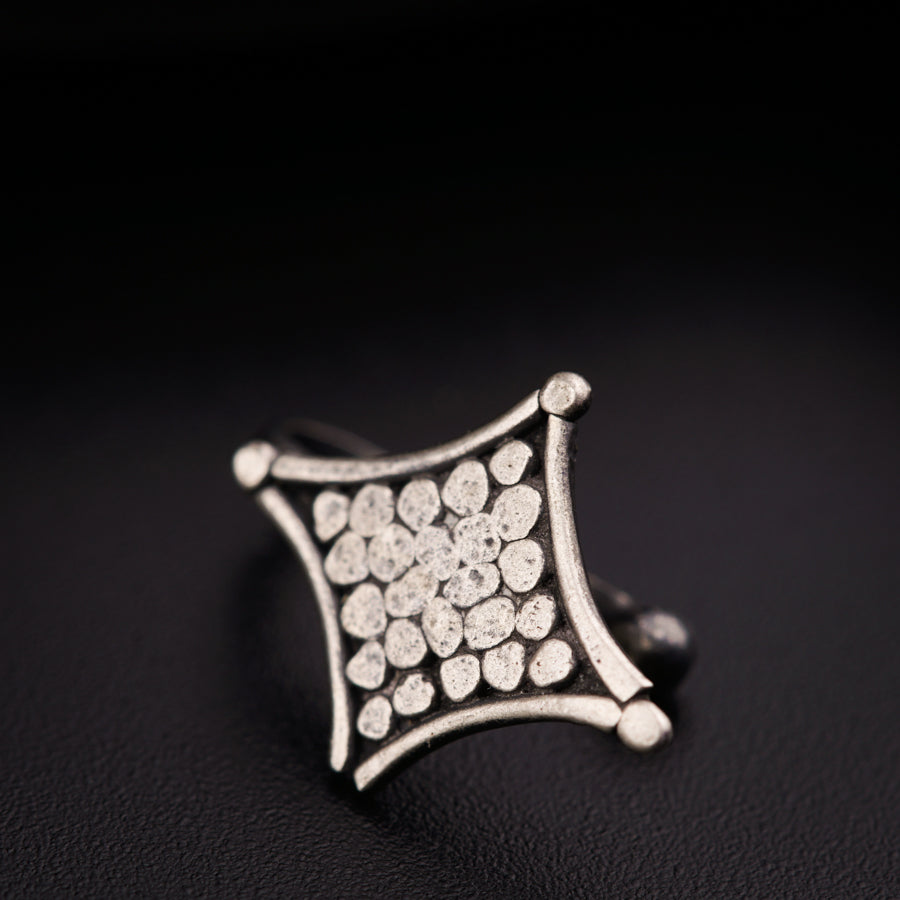 Hammered Silver Diamond Shaped Nosepin