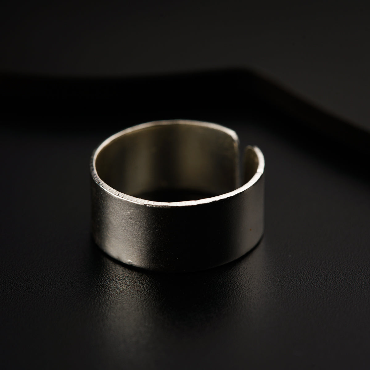 7mm Elegant Plain Platinum Ring for Men with Horizontal Lines JL PT 54